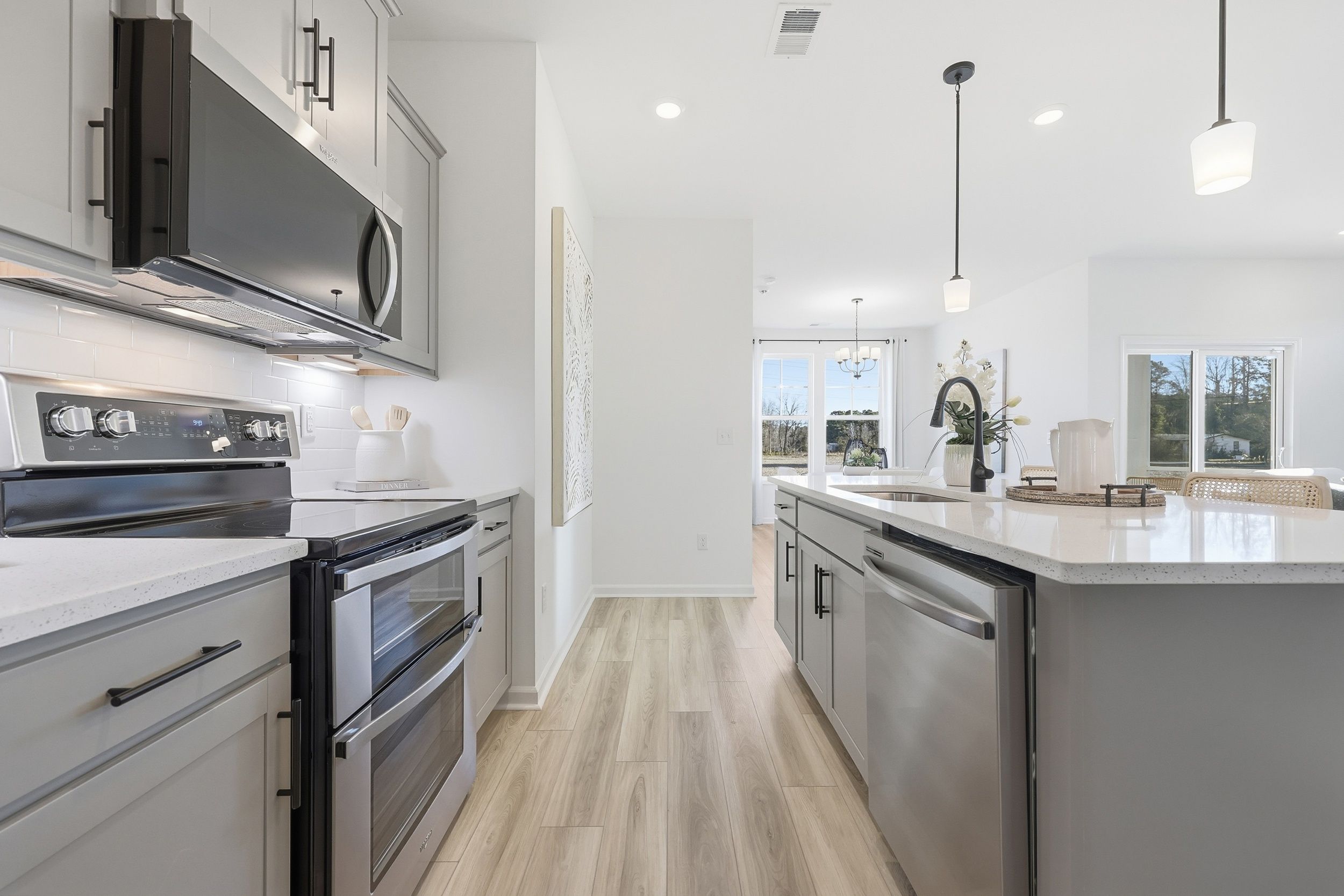 Courtney II - Kitchen