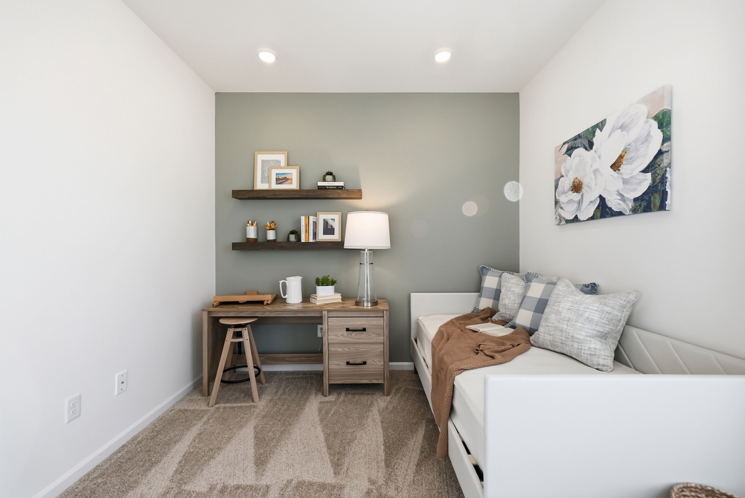 Courtney II - Bonus Room