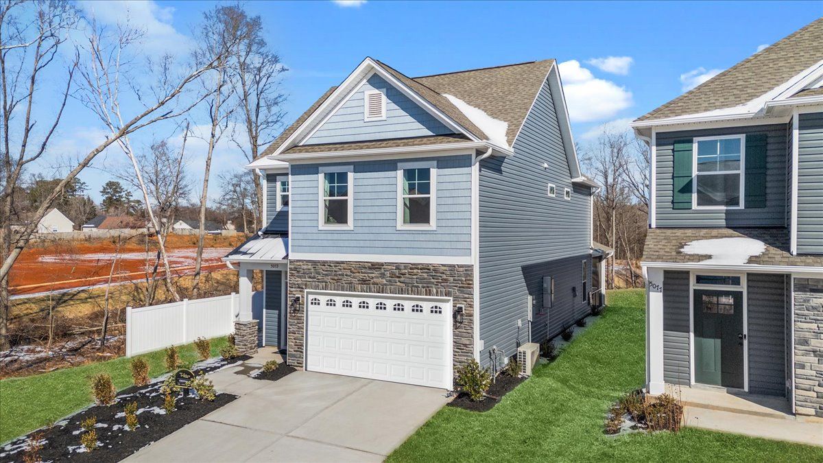 Crestfall II Front Exterior