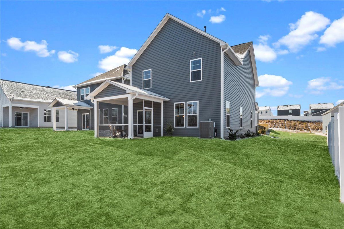 Crestfall II Back Exterior