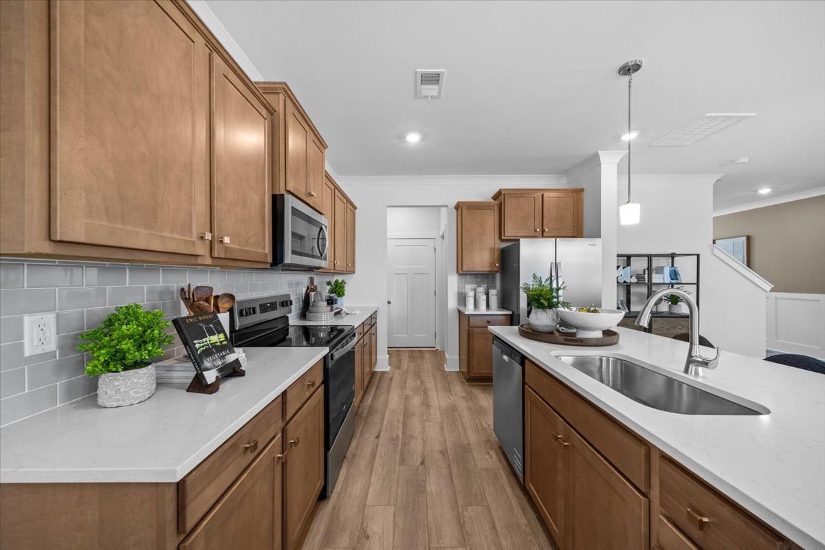 Crestfall II Kitchen