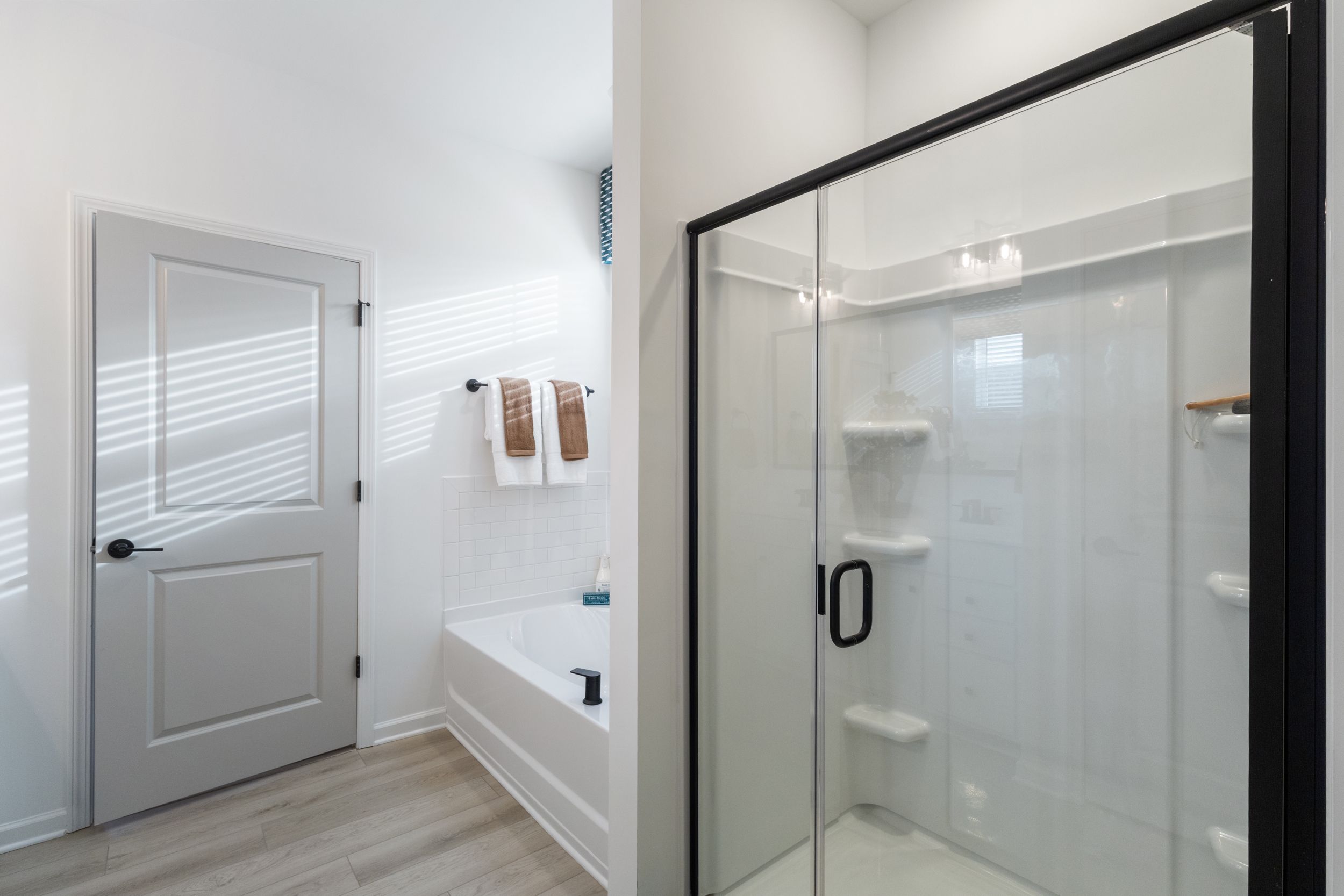 Julie II Primary Bath