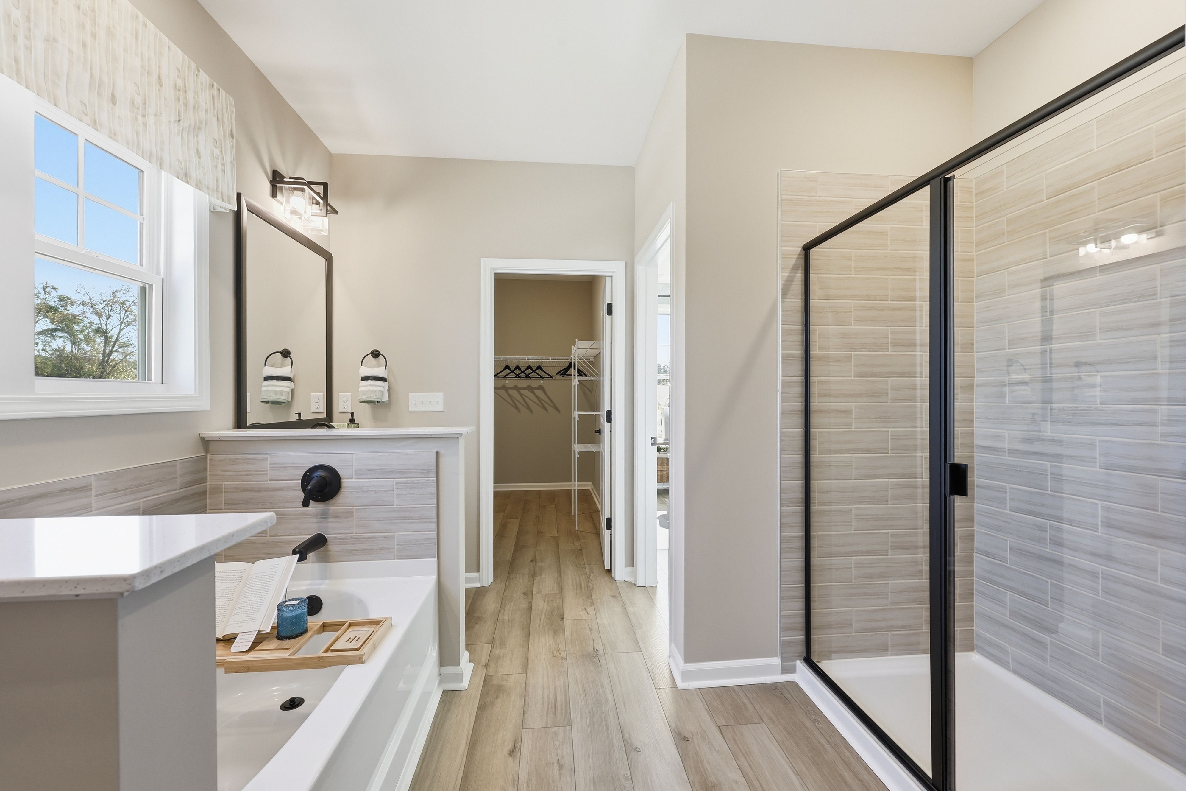 Rivercrest II - Primary Bath