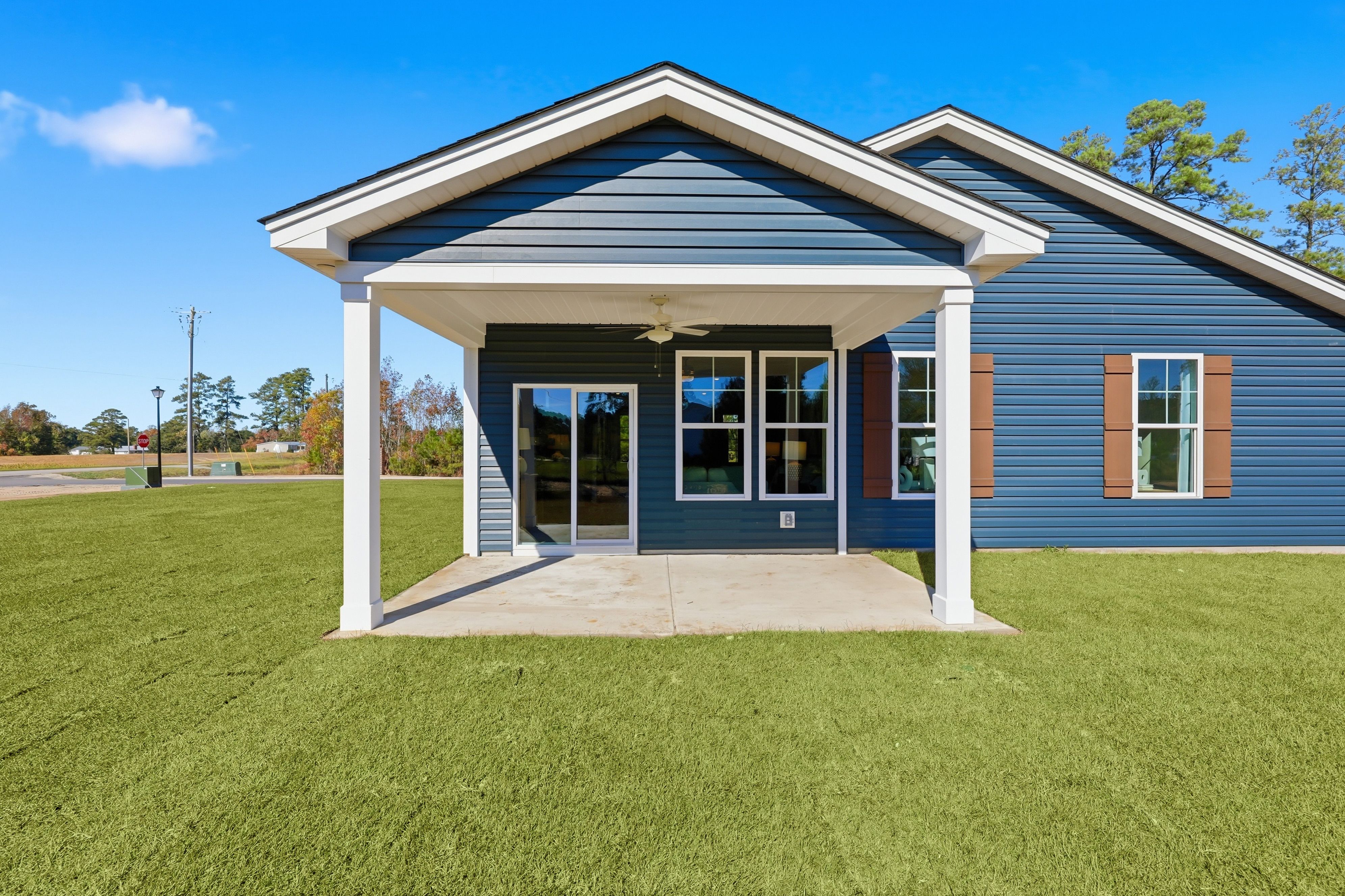 Rivercrest II - Back Exterior