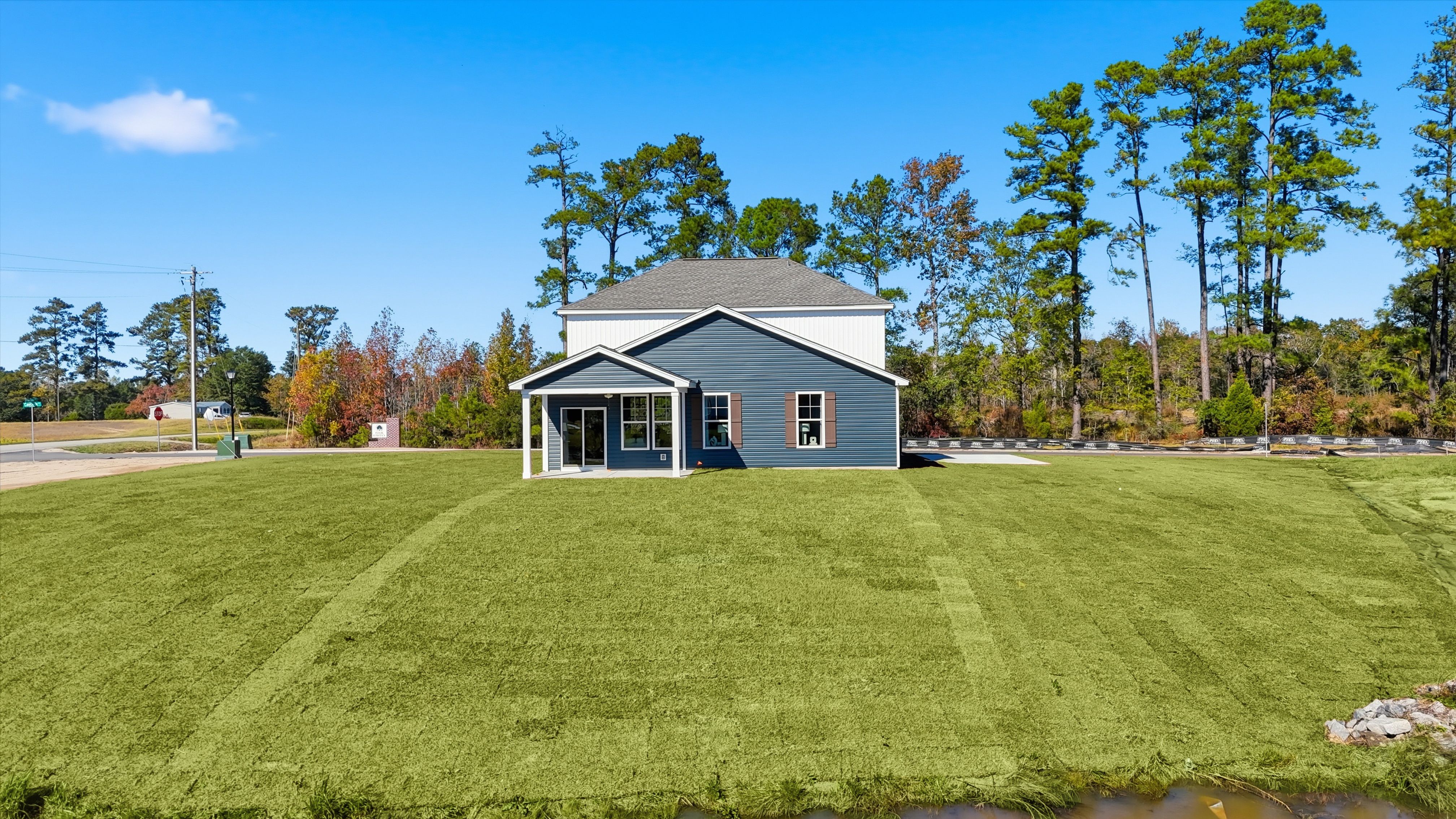 Rivercrest II - Back Exterior