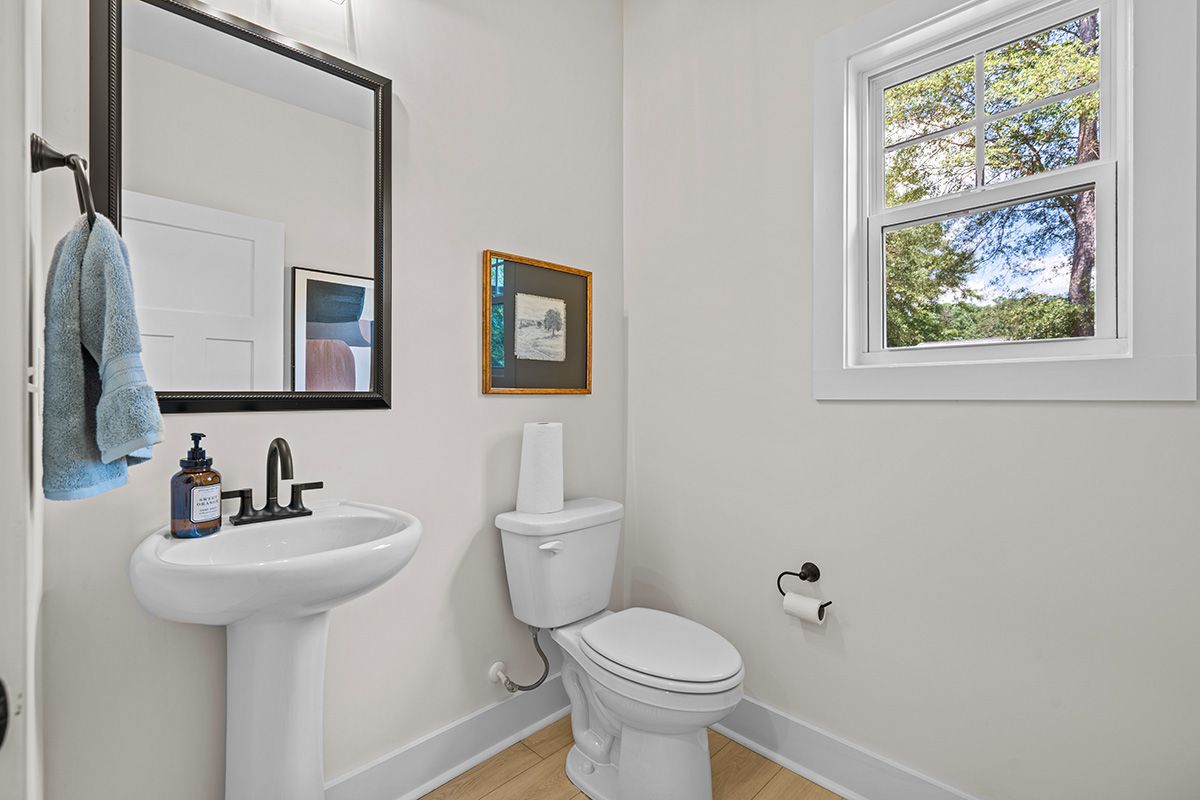 Porter II Powder Room
