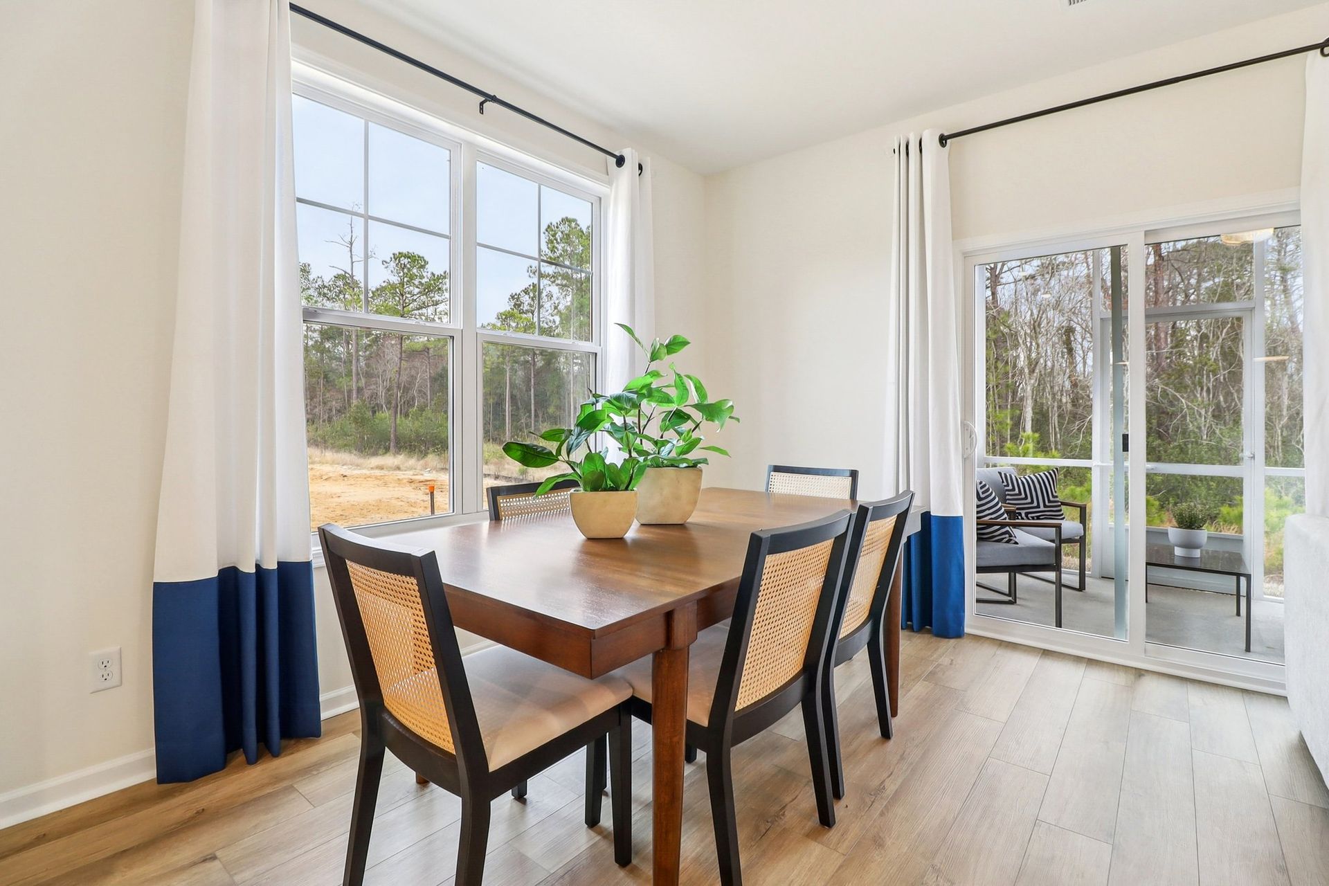 East Wind - Dining Room