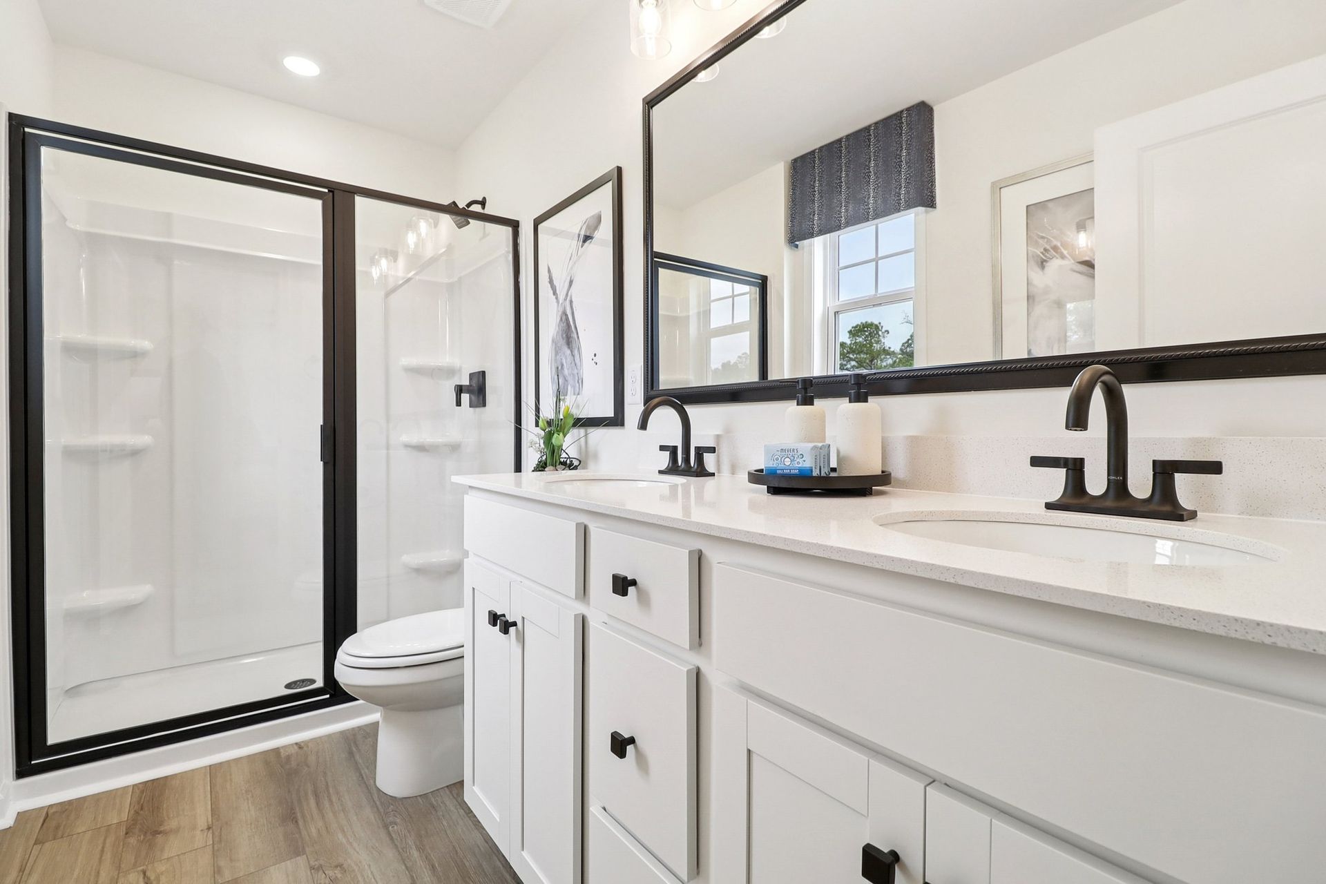 East Wind - Primary Bath