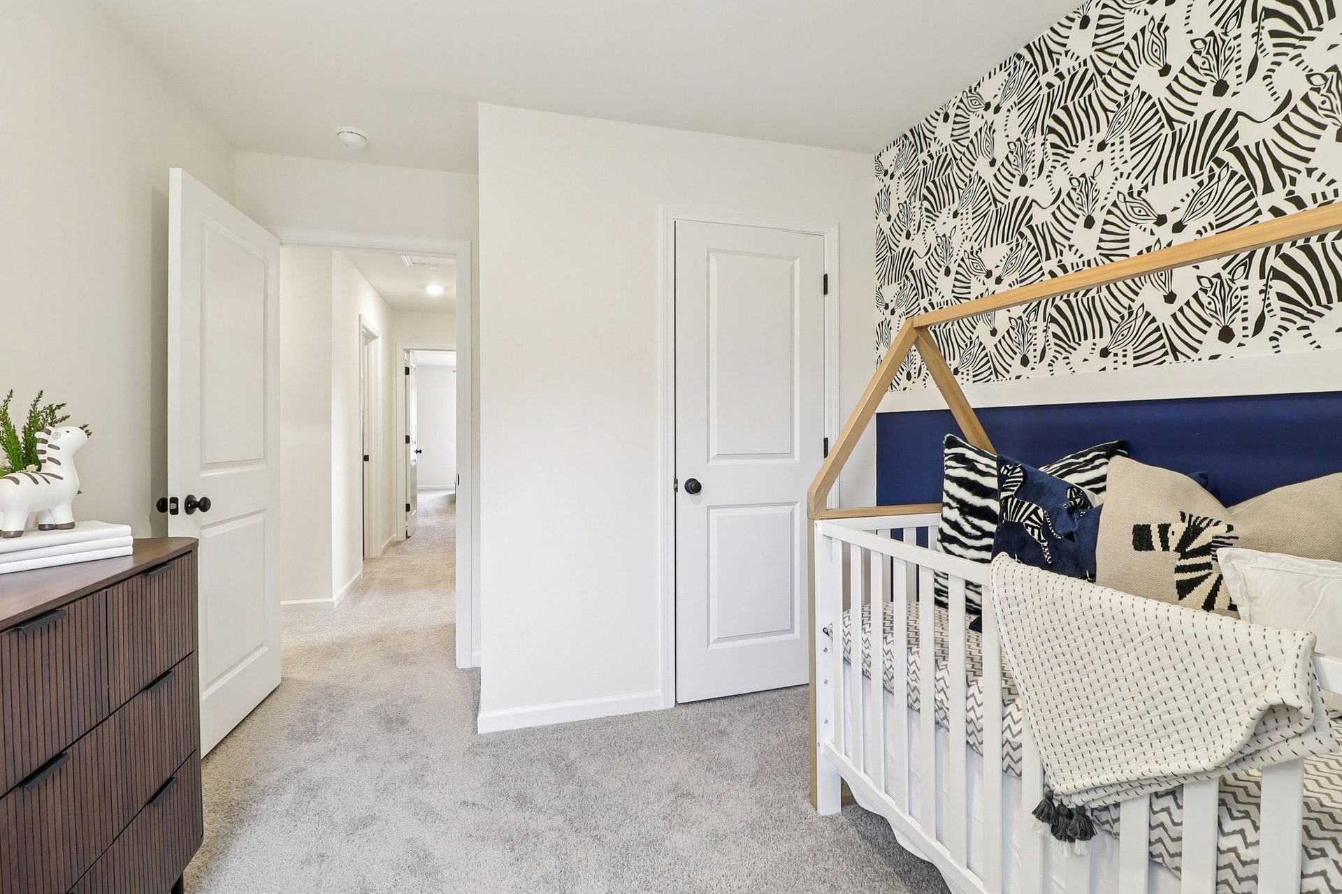 East Wind - Bedroom