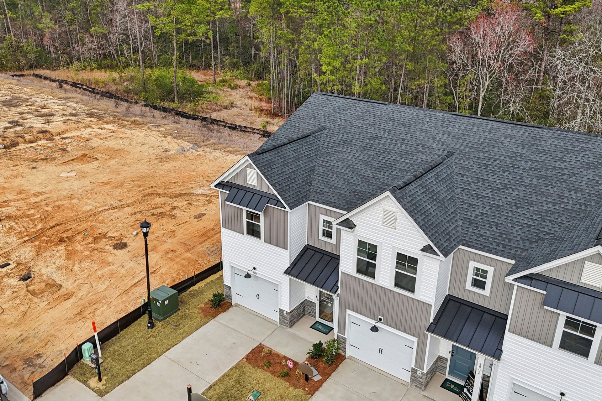 East Wind - Roof