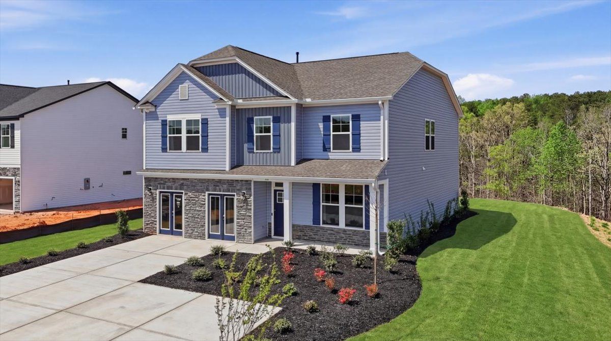 Bradley II Front Exterior