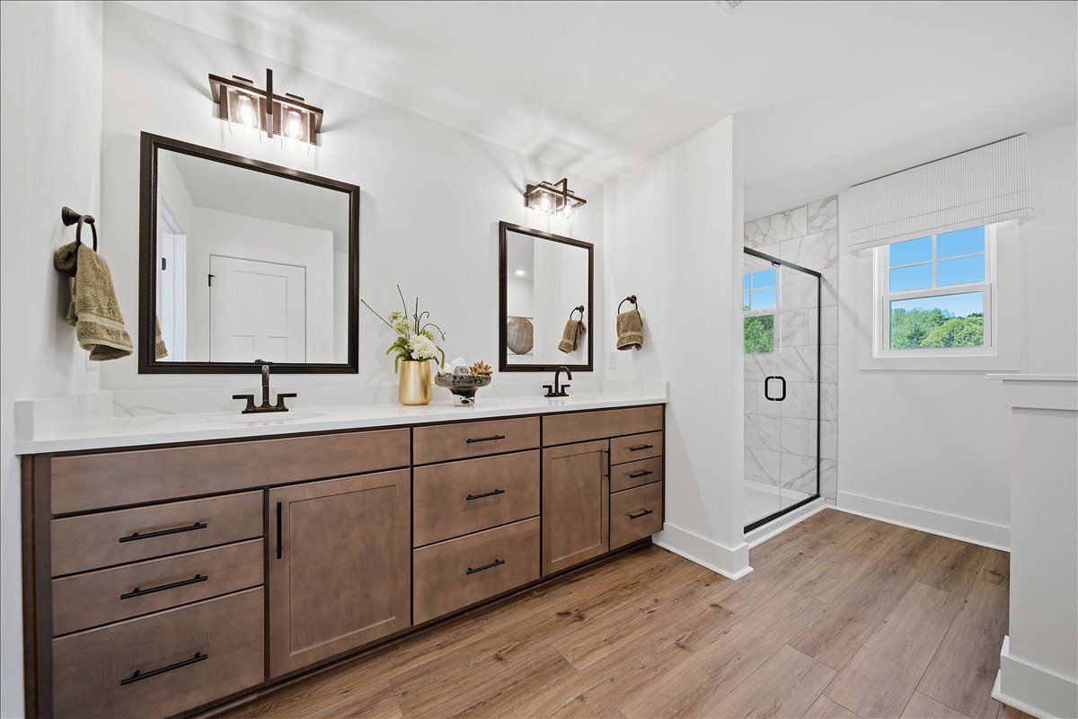 Bradley II Primary Bathroom