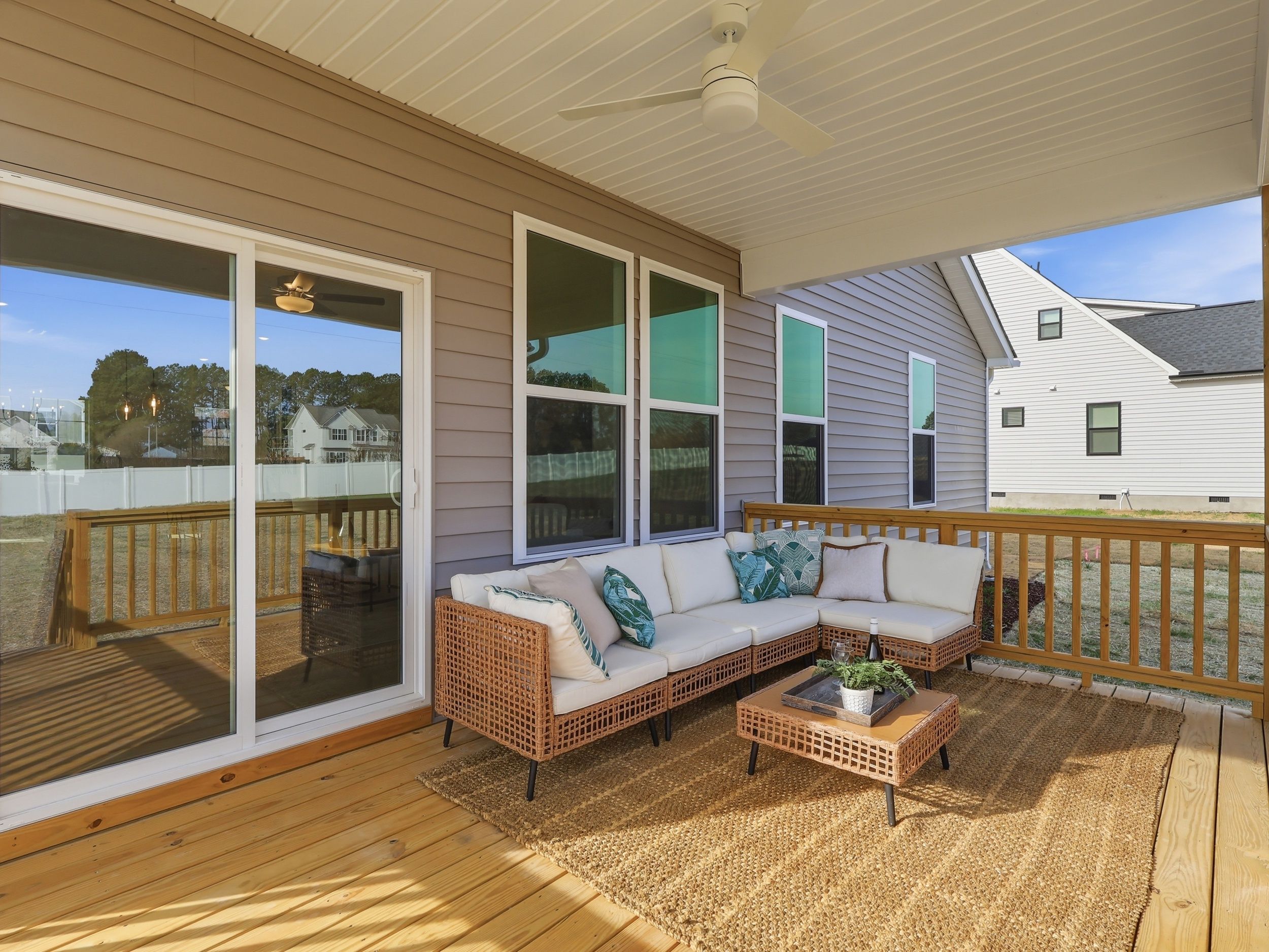 Rivercrest II - Back Porch