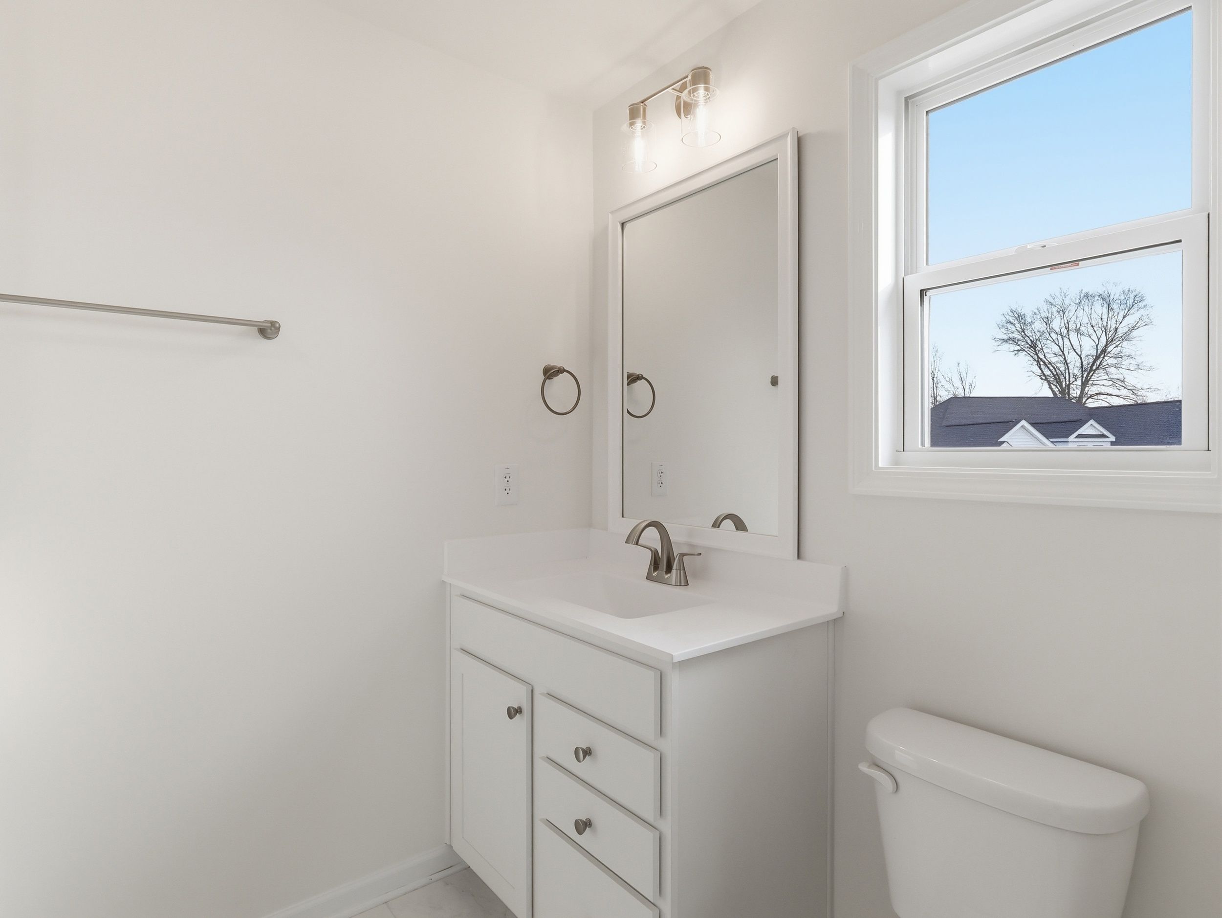 Rivercrest II - Bathroom