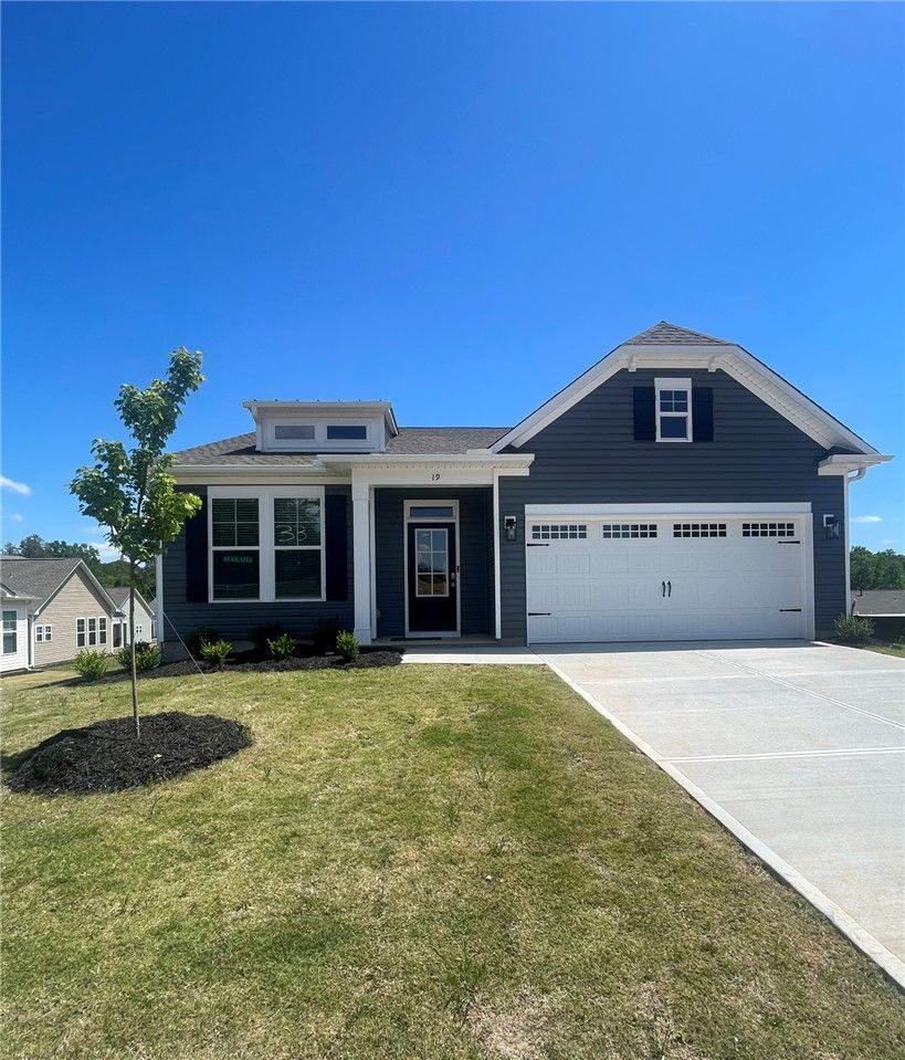19 Halsey Street (19 Halsey Street)