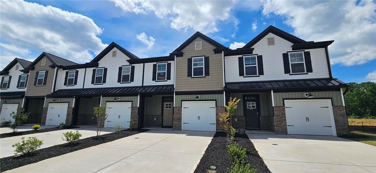 Meghan II - Meece Townhomes: Easley, South Carolina - Great Southern Homes
