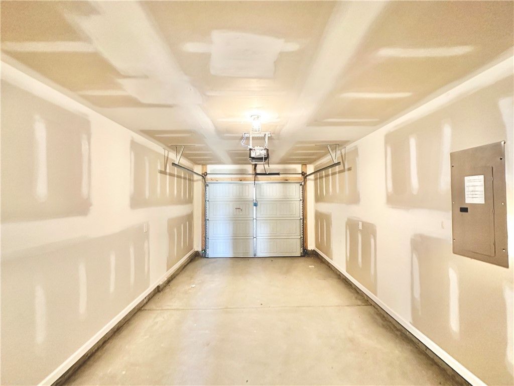 *Photo is from similar Palomino. Actual pics will