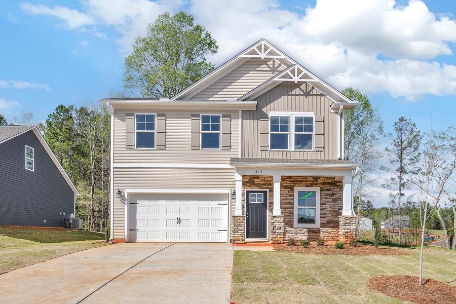 373 E Pyrenees Dr. Wellford, SC 29385