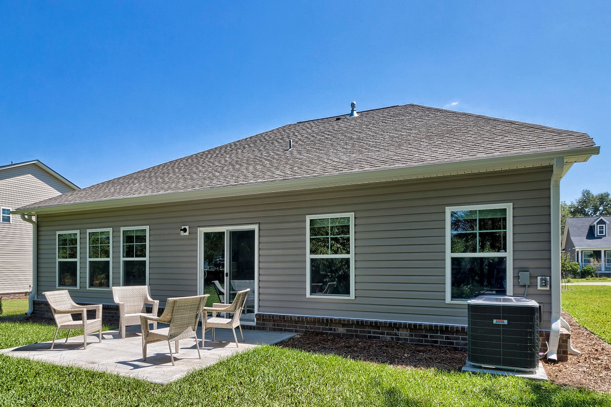 Julie II Back Exterior