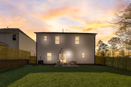 Bradley II Back Exterior