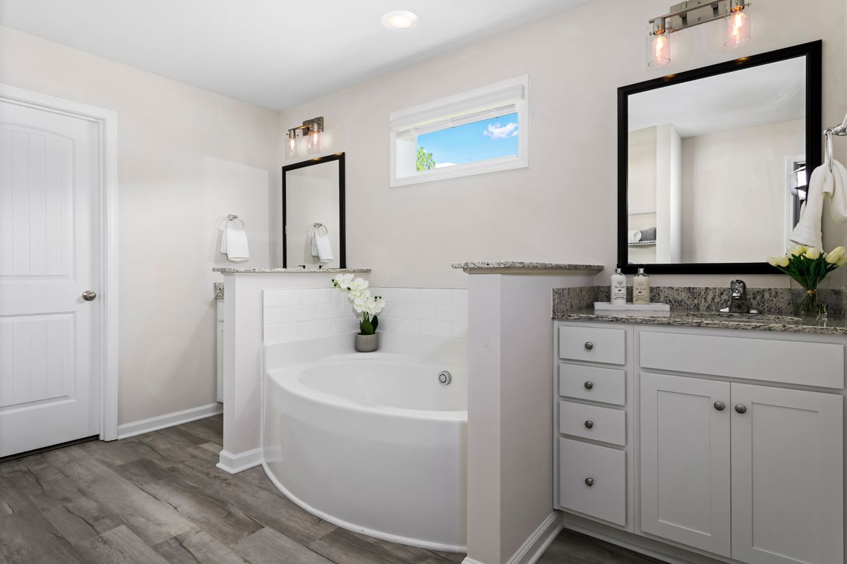 Porter II Primary Bath