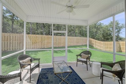 Devonshire II - Back Patio