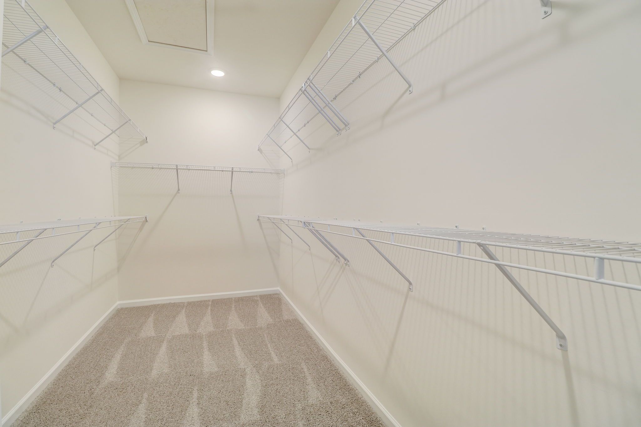 Victoria Owner's Suite Closet