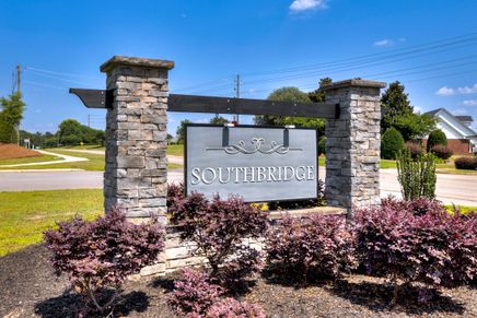 Southbridge Monument