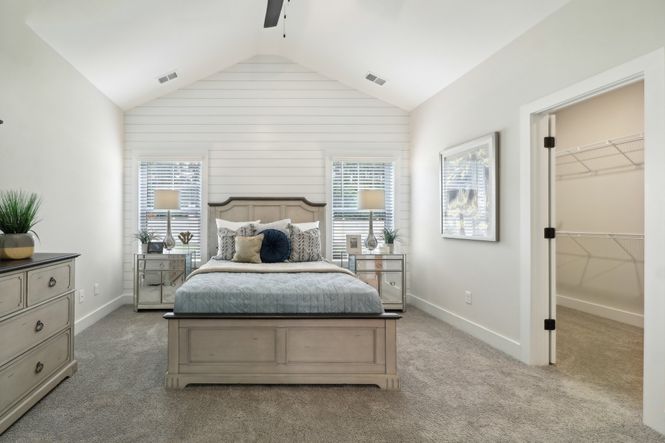 Wisteria II Owner's Suite