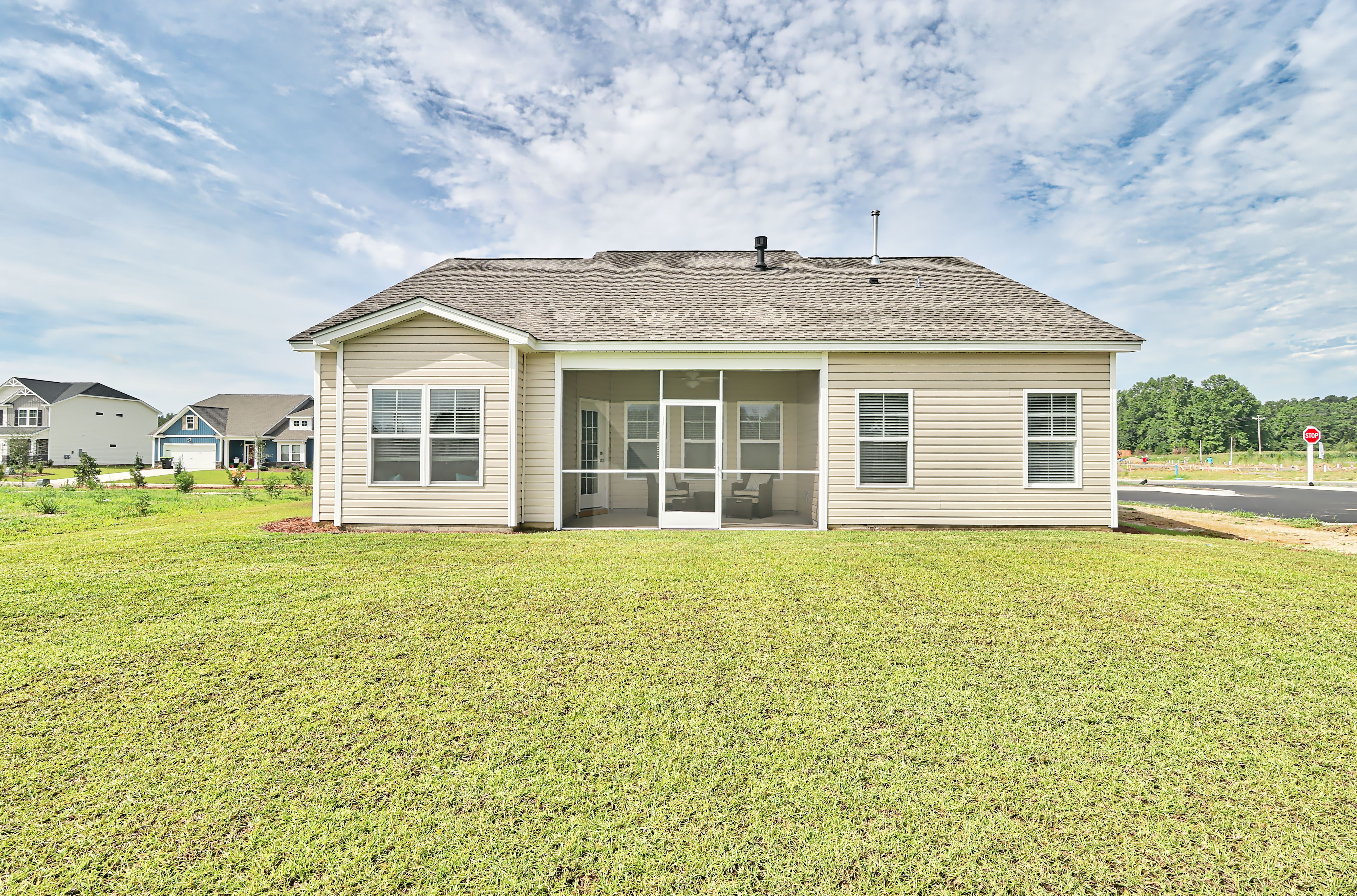 Olivia II Back Exterior