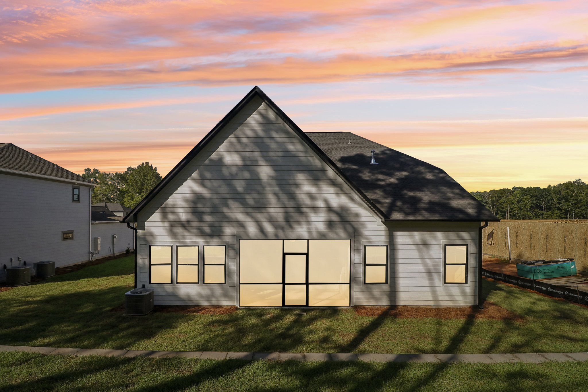 Audrey II Back Exterior 2