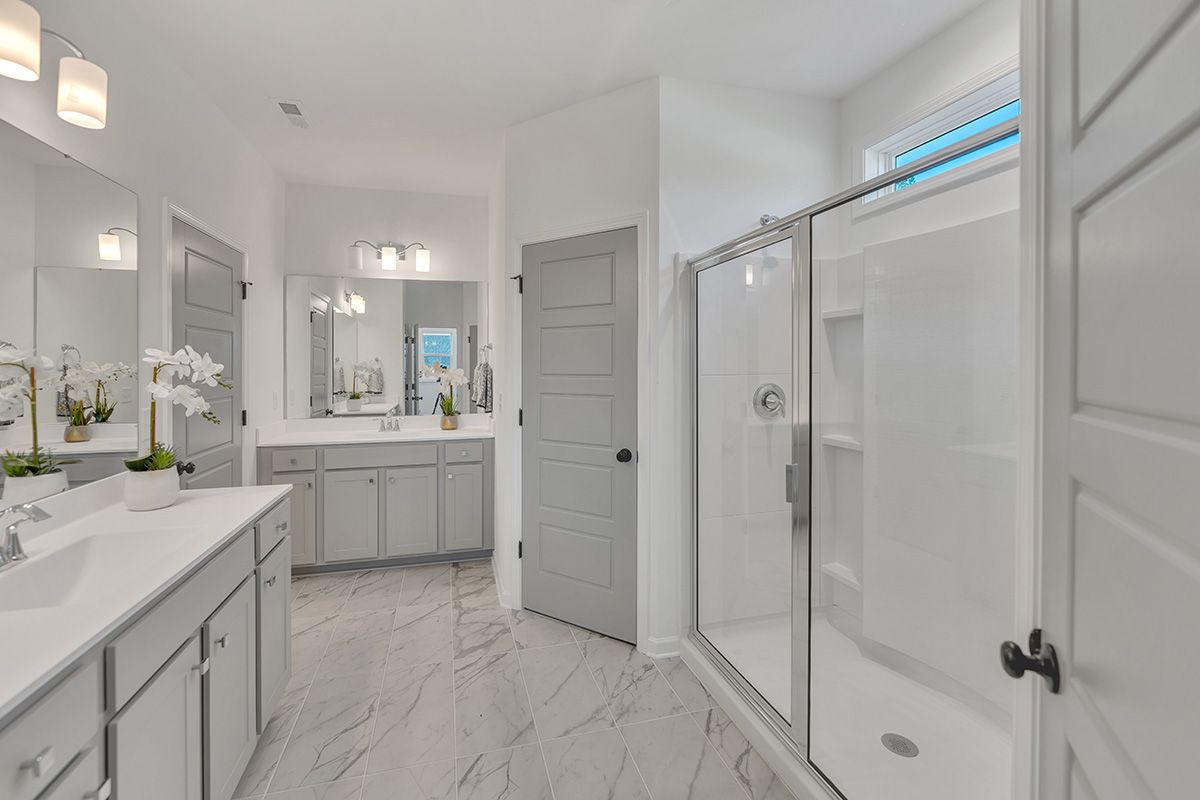 Blossom Primary Bath