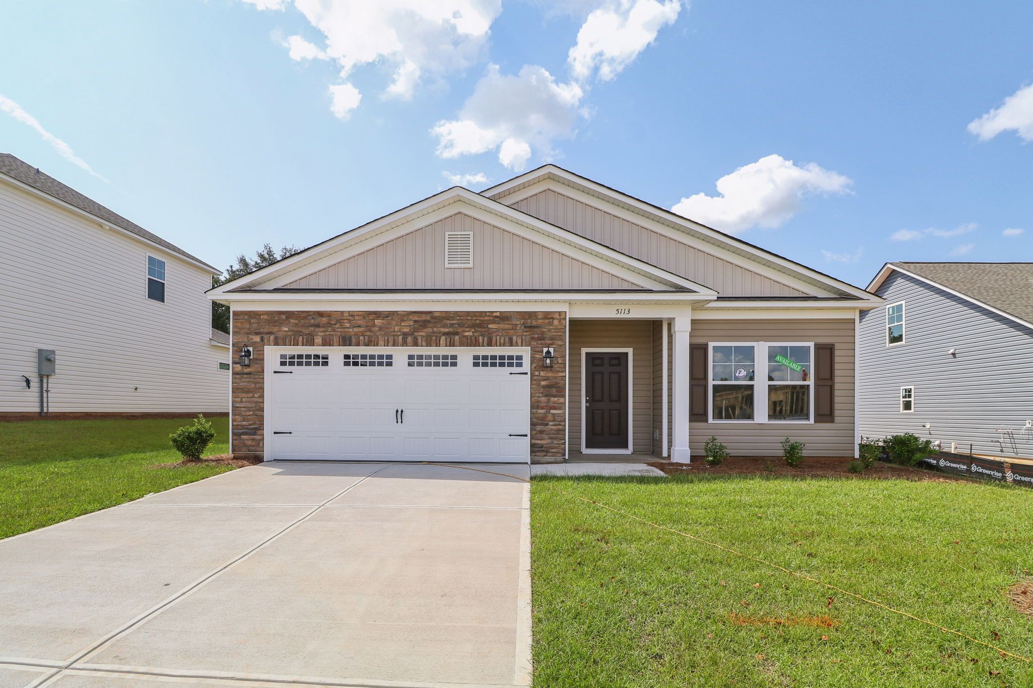 Darcy II Front Exterior