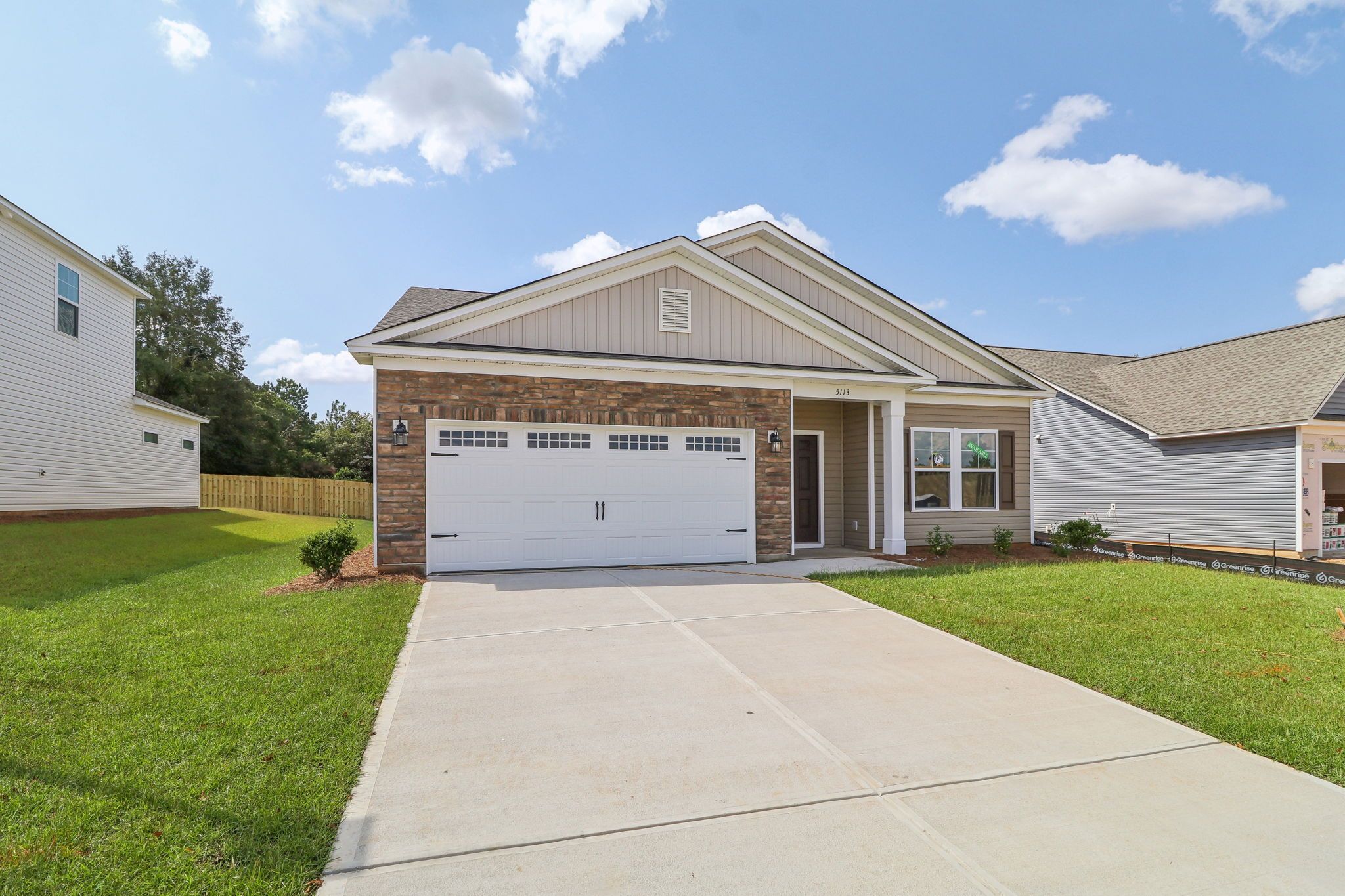 Darcy II Front Exterior