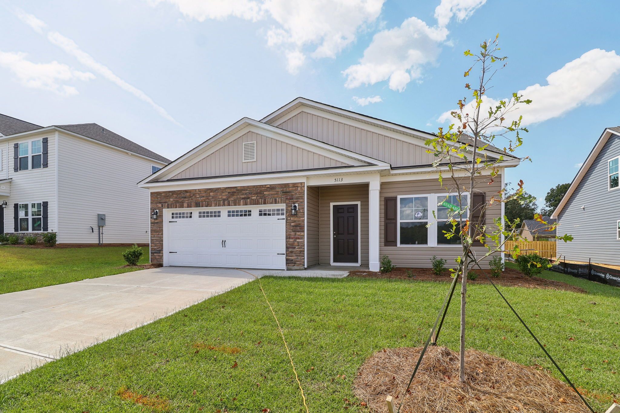 Darcy II Front Exterior