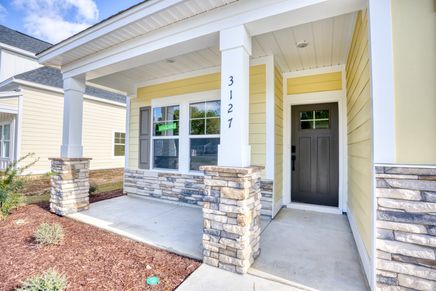 Glendale II Front Entrance