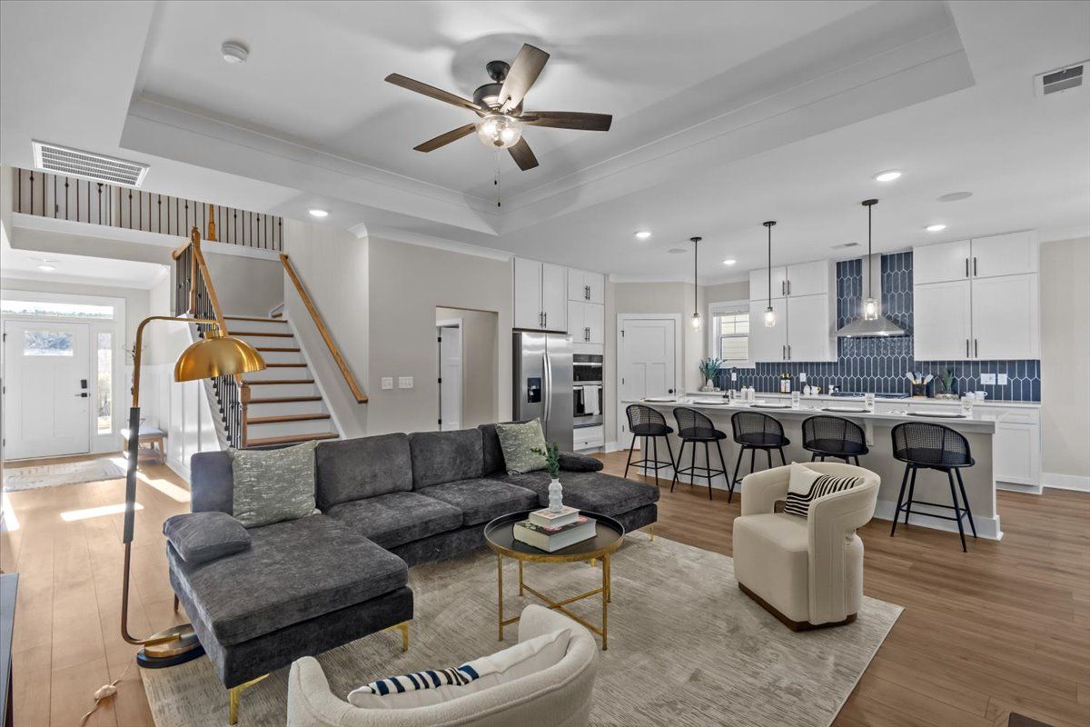 Audrey II Great Room