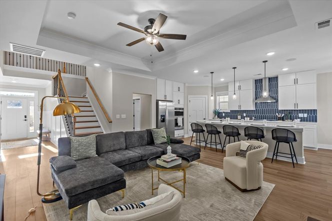 Audrey II Great Room