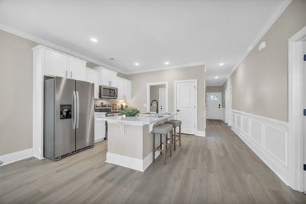 Glendale II Kitchen 5