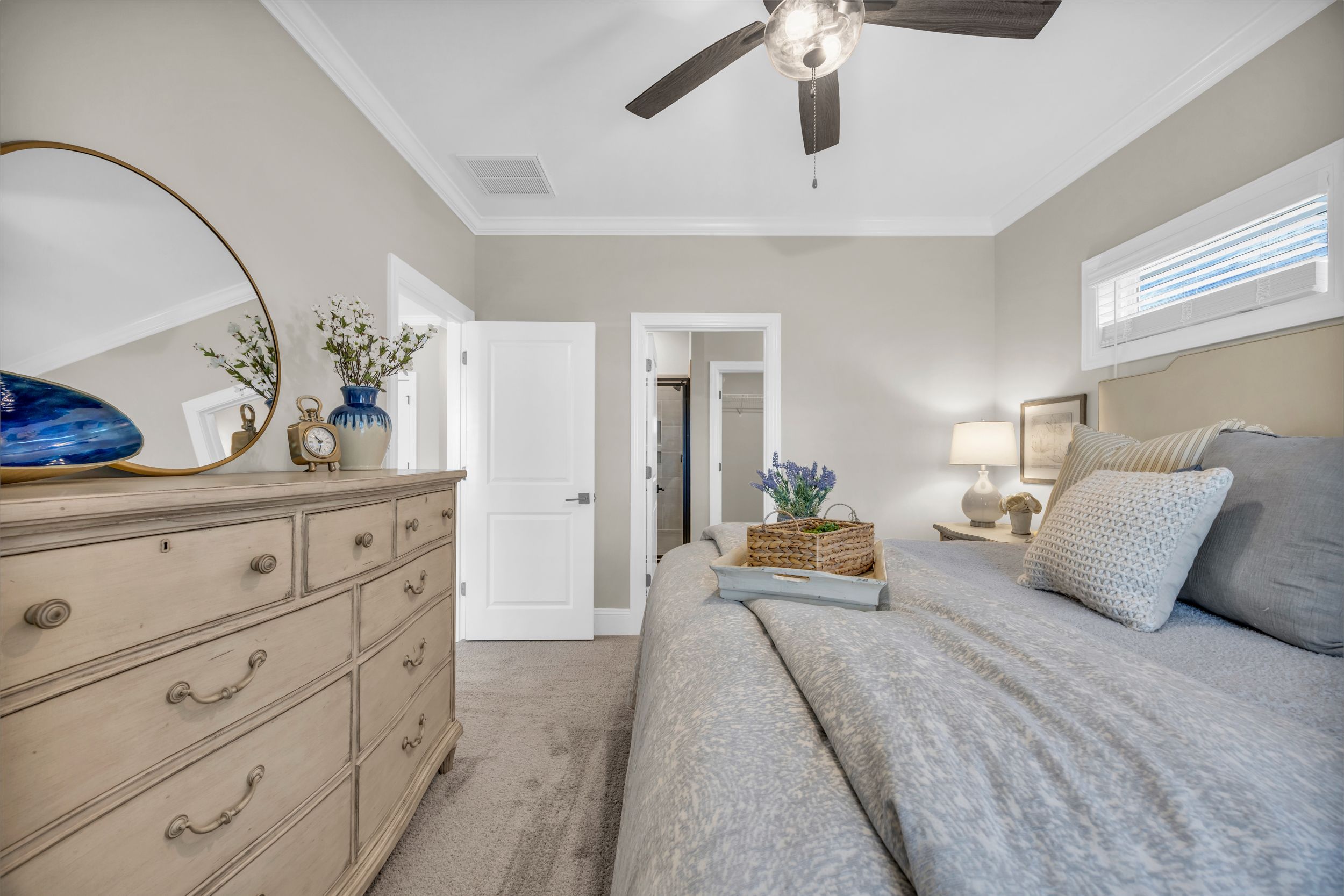 Glendale II Primary Suite