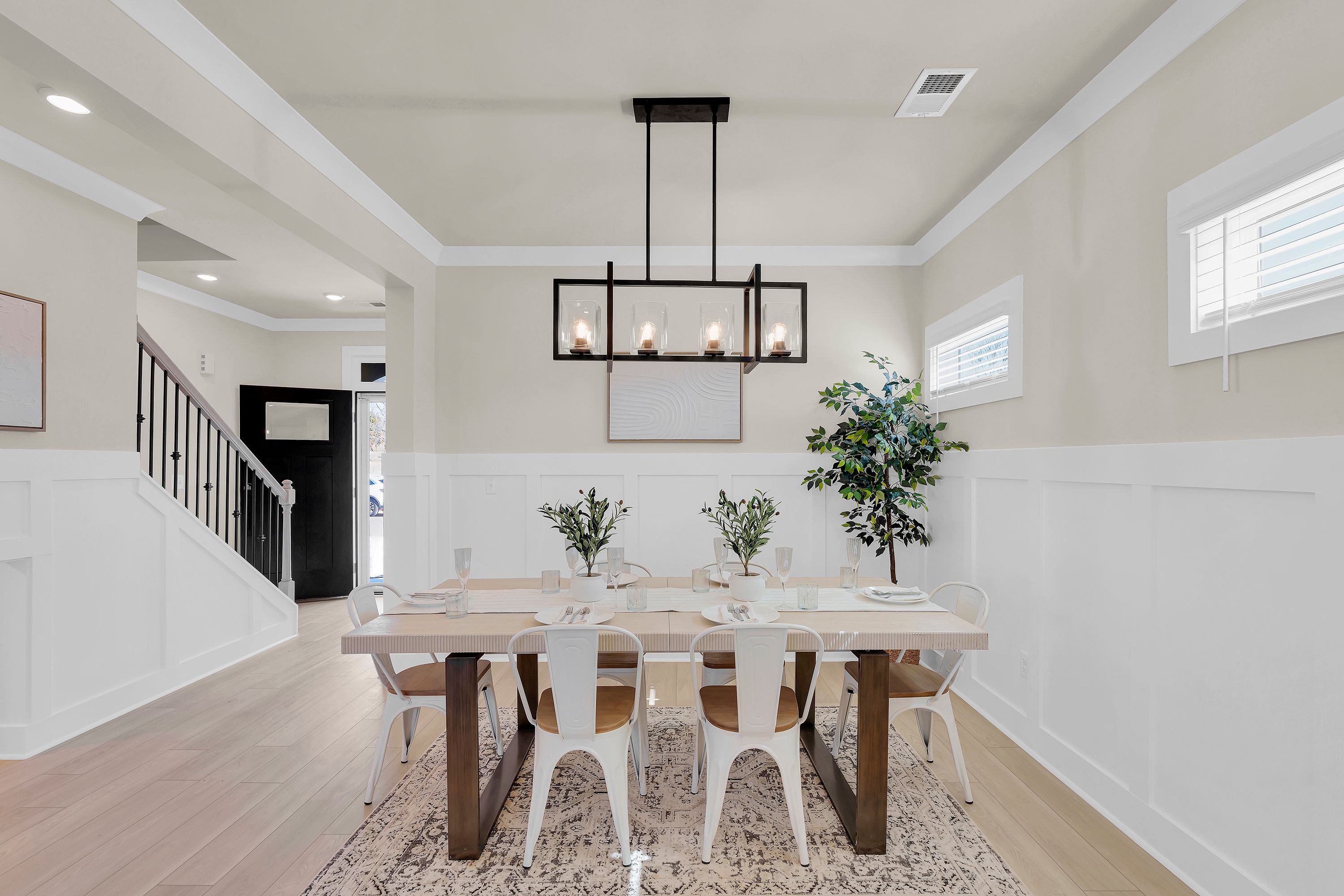 Porter II Dining Room