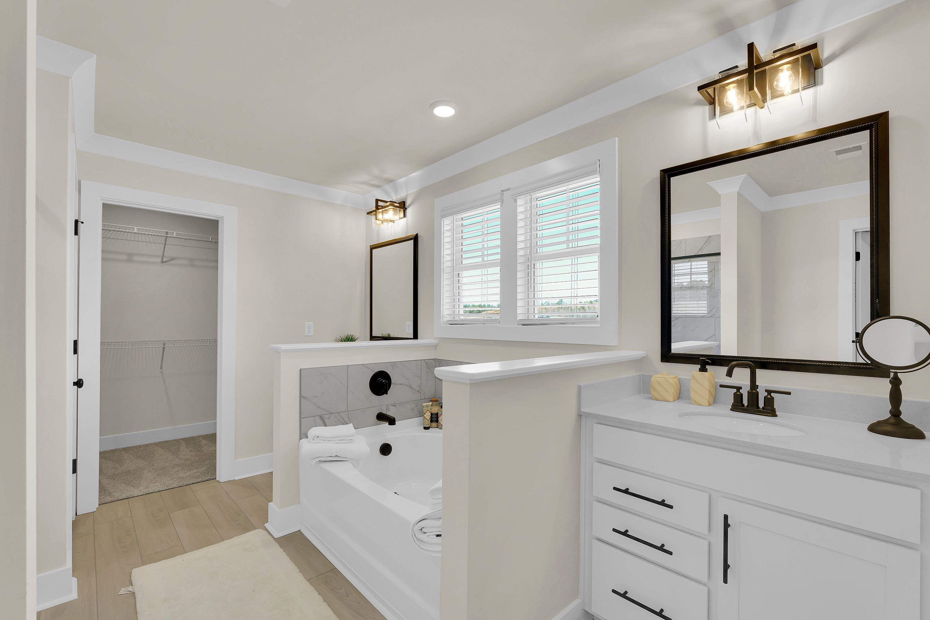 Porter II Primary Bath