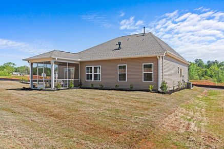 Julie II Back Exterior