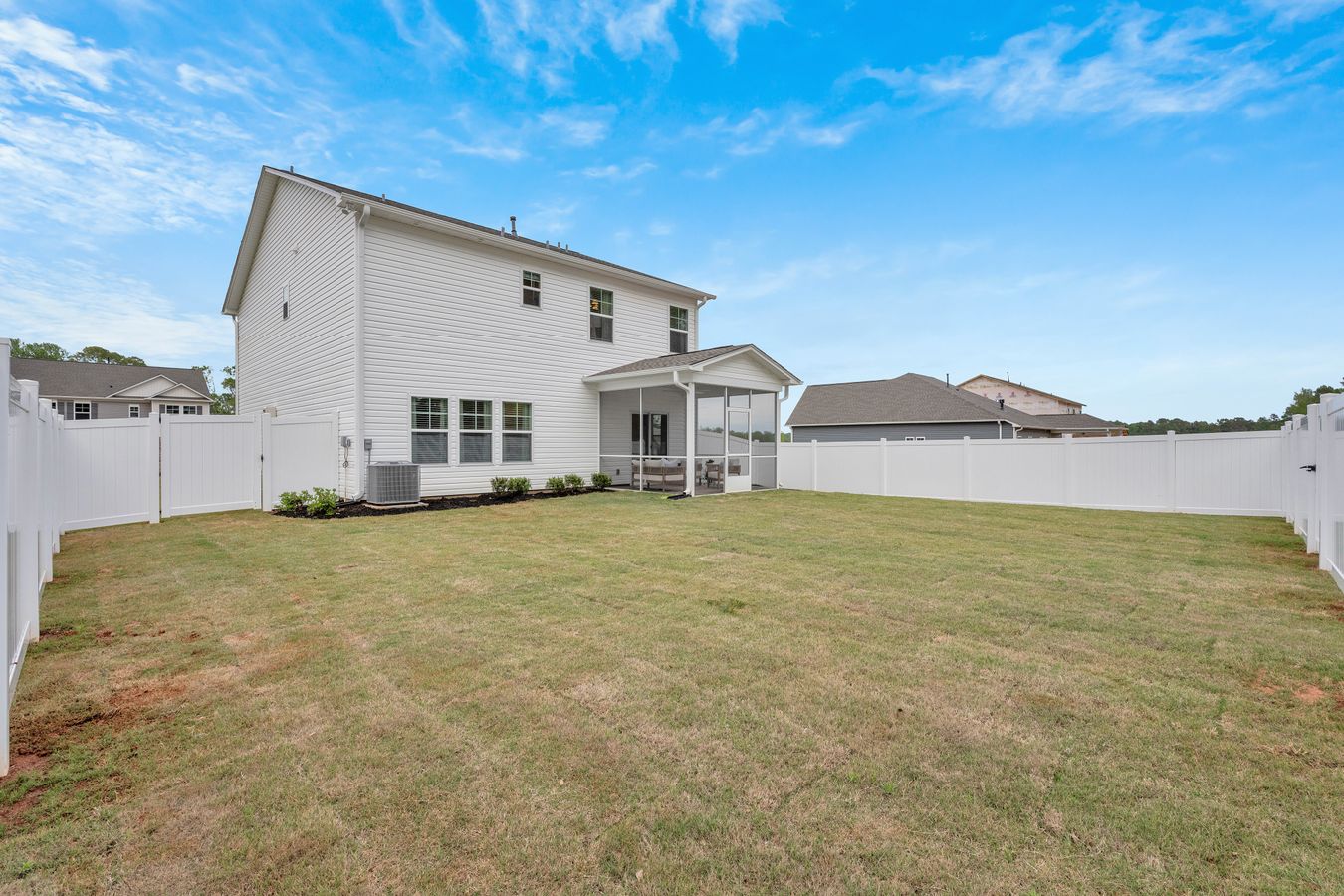 Benton II - Back Exterior