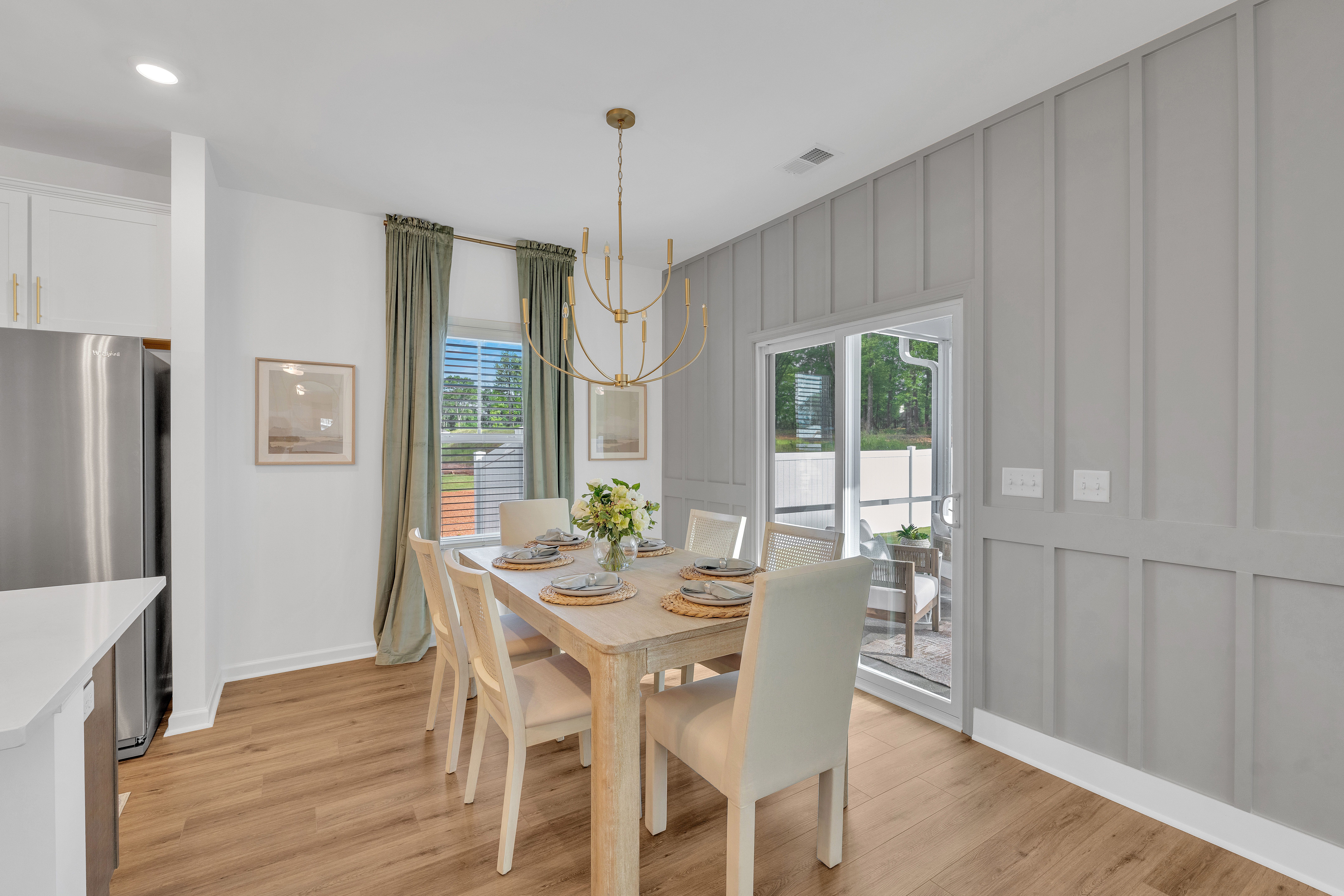 Benton II - Dining Room