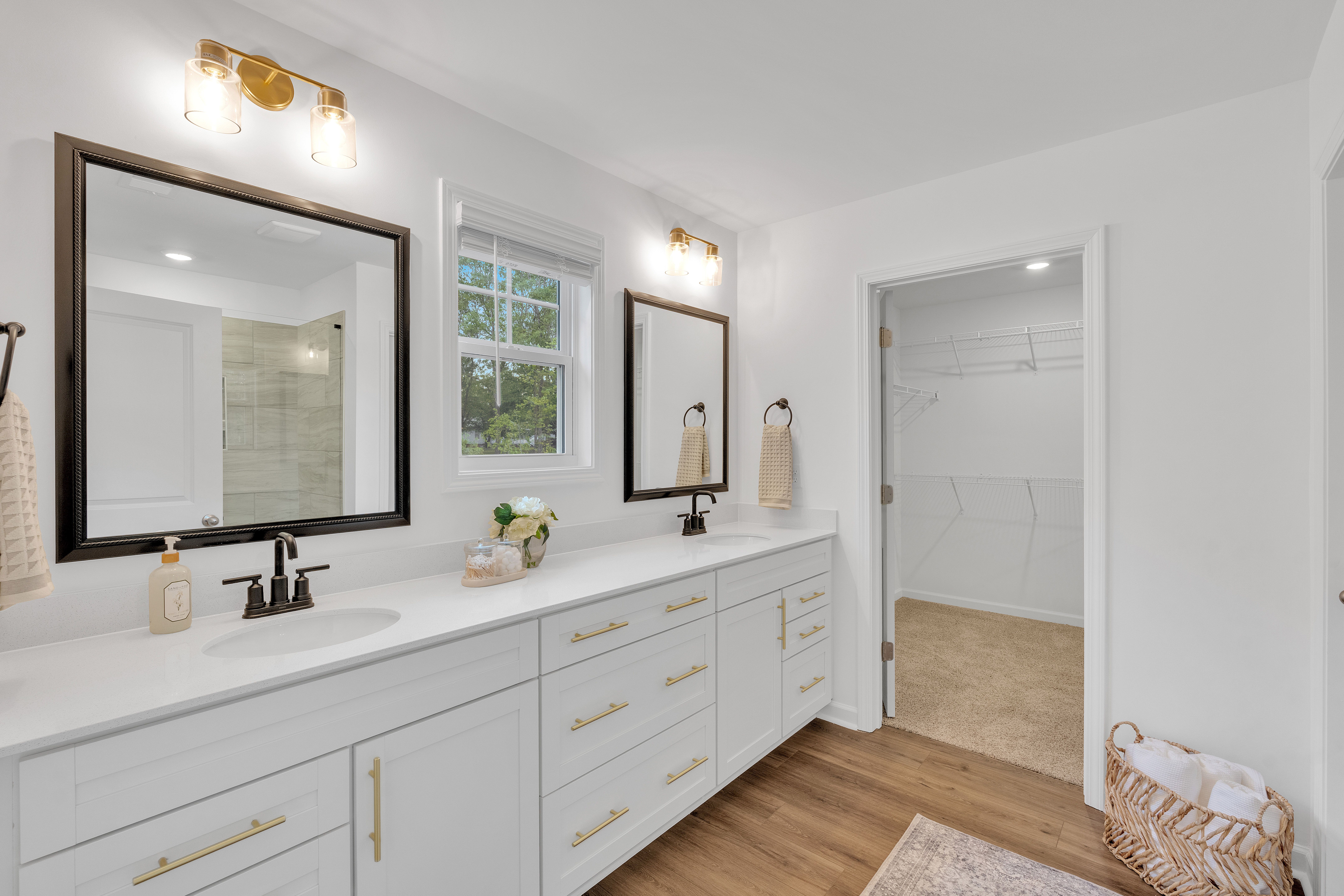 Benton II - Primary Bath