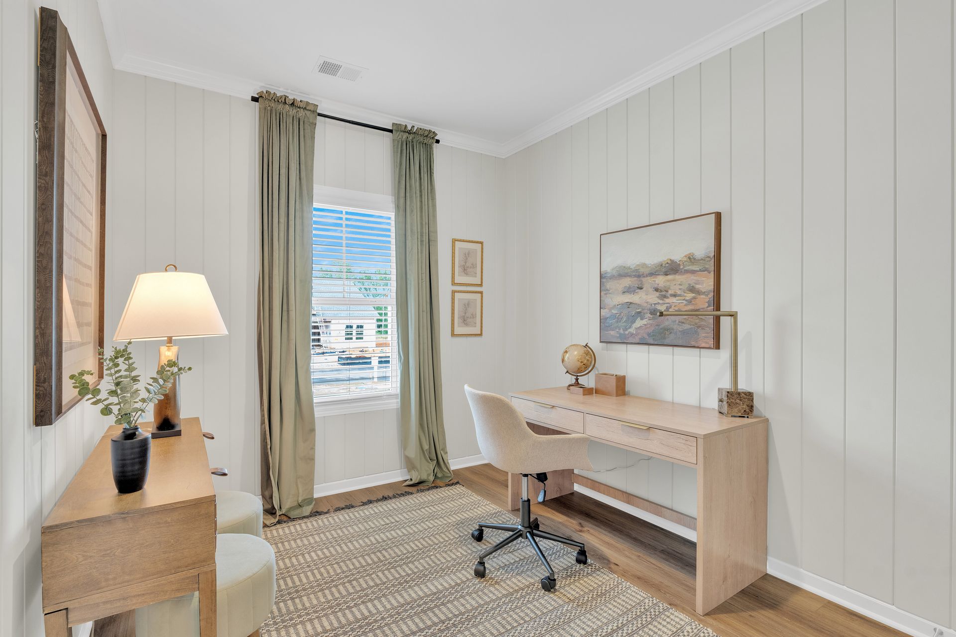 Benton II - Office
