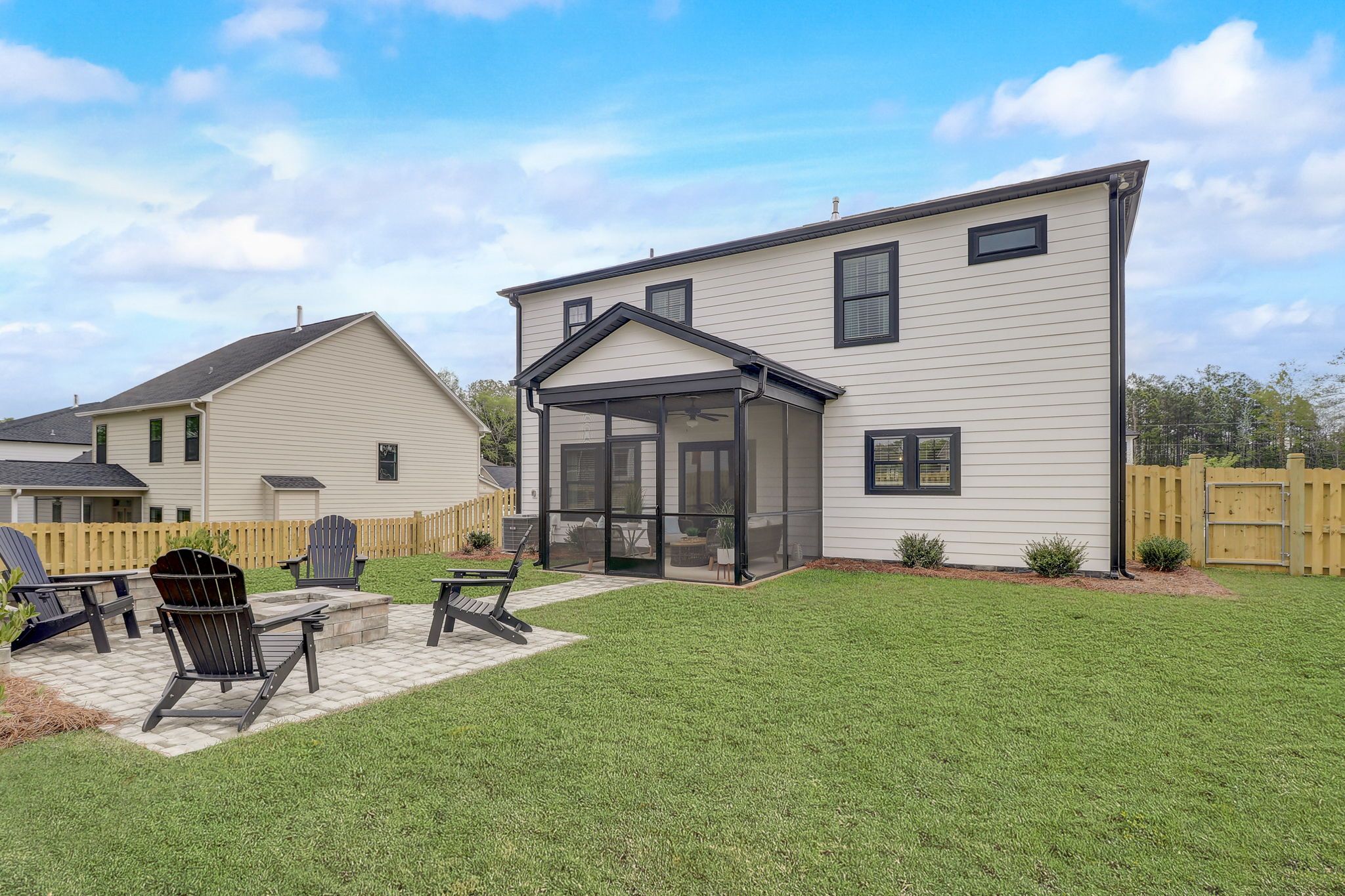 Brantley II - Back Exterior