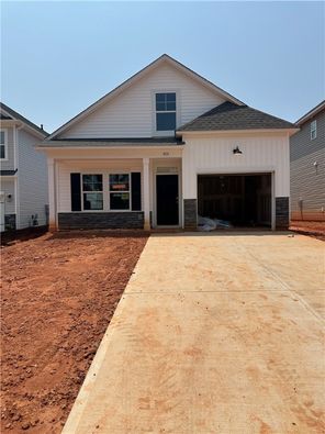 203 Brown Circle (Glenwood II)