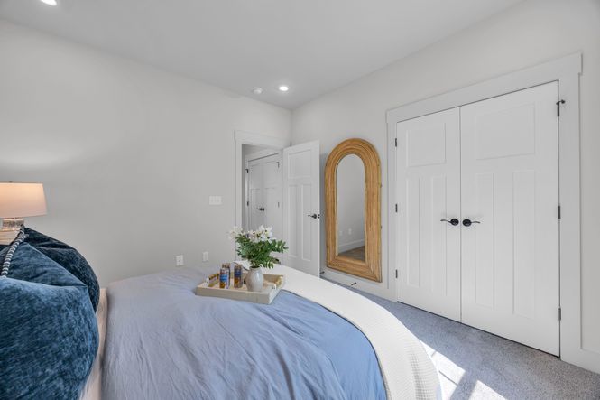 Wisteria II - Bedroom